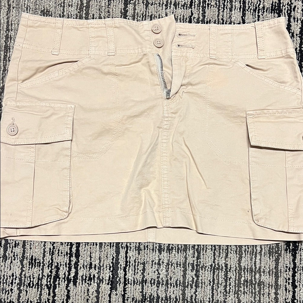 Brandy Melville Beige Skirt